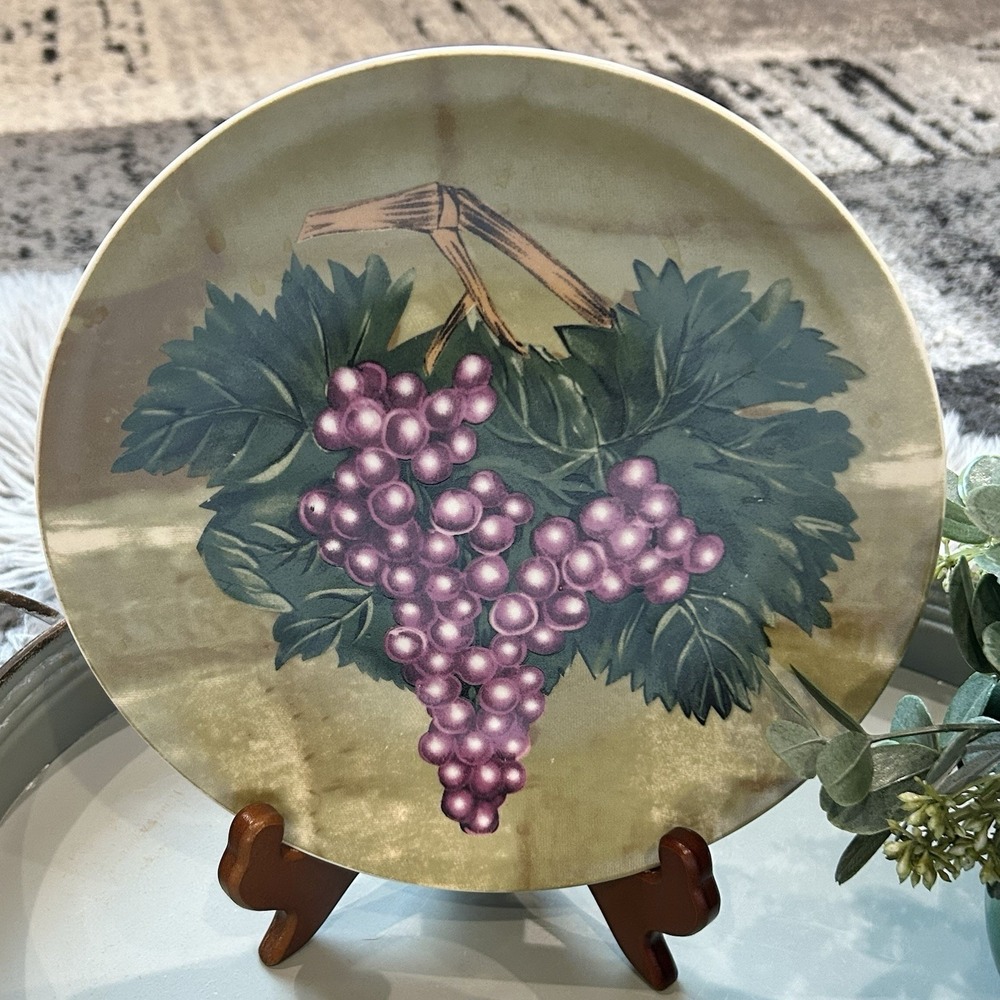 Decorative 8.5" Display Plate With Purple Grape Vine Themed Artwork